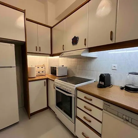 2Bdr Apartment In Plaka-2 Mins Walk To Syntagma Athens Exterior photo