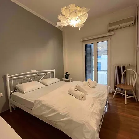 2Bdr Apartment In Plaka-2 Mins Walk To Syntagma Athens Exterior photo