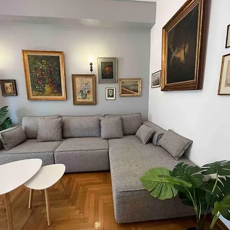 2Bdr Apartment In Plaka-2 Mins Walk To Syntagma Athens Exterior photo
