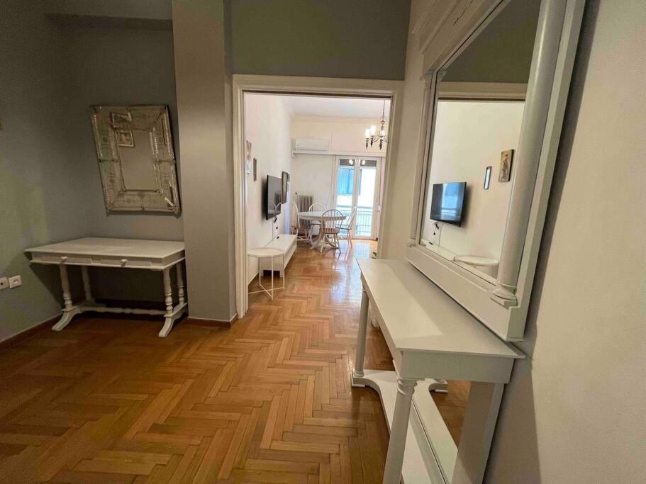 2bdr In Plaka-2 Mins Walk To Syntagma Apartment