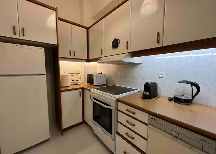 2Bdr Apartment In Plaka-2 Mins Walk To Syntagma