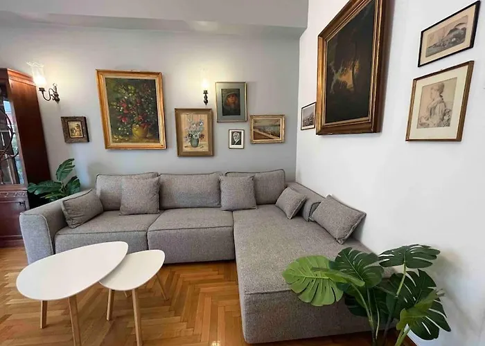 2Bdr Apartment In Plaka-2 Mins Walk To Syntagma