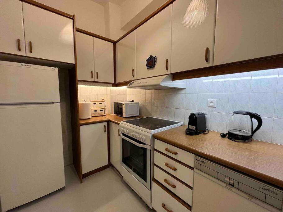 2bdr In Plaka-2 Mins Walk To Syntagma אתונה